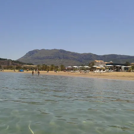 Fotosintesis By Family Homes Denia